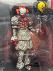 Pennywise Bloody – IT: Welcome to Derry – 6″ Posed Figure – McFarlane Toys