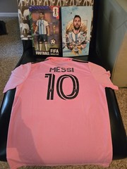 Lionel Messi FIFA 2026 World Cup Sports Figure & Pink Miami Collared Jersey NWT