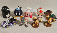 Jakks NINTENDO & SONIC figure lot Mario Yoshi Mega Man Zero video game figures