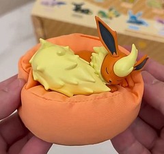 Pokemon Figure – Eevee Sleeping Blind Box Fantasy Cute Anime Collectible Display
