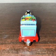 Thomas The Train Engine Metal Die Cast Plastic Magnetic 2002