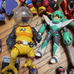 100+ 90’s loose action figure lot Snake Man Capcom Mega Man, Bandai, TMNT Marvel