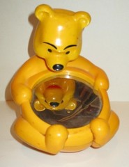 VINTAGE DISNEY SHELLCORE WINNIE THE POOH ROLL ‘N PLAY MIRROR 1983 BABY CRIB TOY