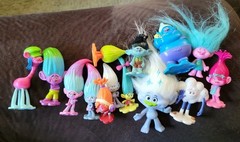 Lot of 13 Troll Figurines From The Movie Trolls Disney