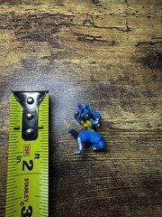 NINTENDO 2006 POKEMON 1” PLASTIC RL R/L.W LUCARIO MINI FIGURE