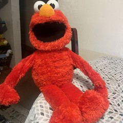 Sesame Street Love To Hug Elmo A4256 Mechanical Talks And Hugs Arms Move