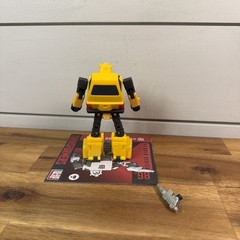TRANSFORMERS STUDIO SERIES 86 BUMBLEBEE (COMPLETE) Figure Ships fast!