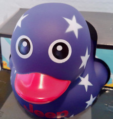 IT’S A JEEP THING Branded Logo 5″ Blue With Stars Rubber COLLECTIBLE Duck Ducked
