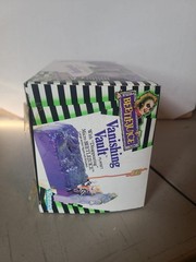 Beetlejuice Vanishing Vault 1990 Kenner MIB