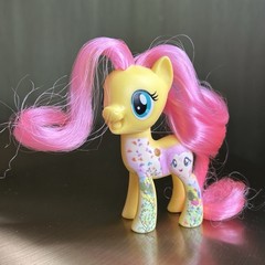 My Little Pony “FLUTTERSHY” lot of 2 “All About..” NO WINGS Brushables G4 FIM 3″