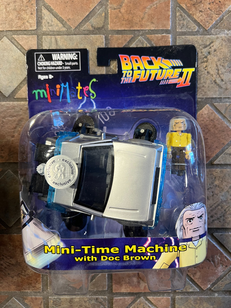 Back to the Future Minimates II DOC BROWN & HOVER DELOREAN MINI-TIME MACHINE