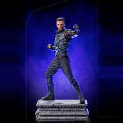 IRON STUDIOS Bucky Barnes 1/10 Scale 8.8 in (H) Statue Model Figure