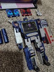 Walmart reissue Transformers G1 Soundwave Figure Broken Door Cassette Lot