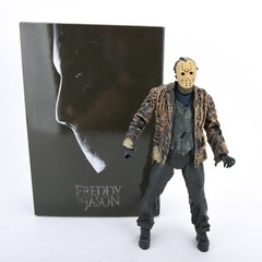 Freddy Krueger vs Jason Voorhees Ultimate w/Accessories 7″ Action Figure Toy Box