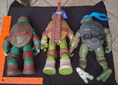 Teenage Mutant Ninja Turtles 10″ Action Figures LOT Of 3-Playmate 2006/2012