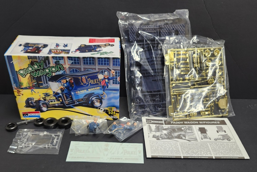 Paddy Wagon Tom Daniel 1:24 MONOGRAM Model Kit Vintage MIB NEW Unbuilt