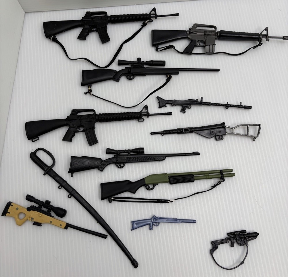 VTG Mixed Lot Gi Joe Others Action Figure weapons Knife Rifles Guns Accessories
