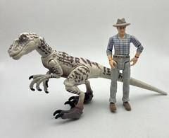 Jurassic Park III Hammond Collection Dr Alan Grant Velociraptor Set 3.5″- Loose