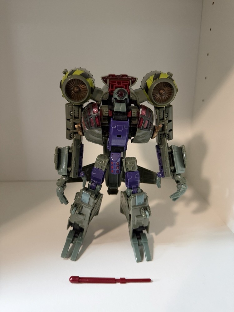 Transformers Generations Reveal the Shield Lugnut With Missile