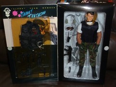 CHEONG HONG KONG POLICE SDU 1999 DRAGON FIGURES SOME YELLOWING INSIDE