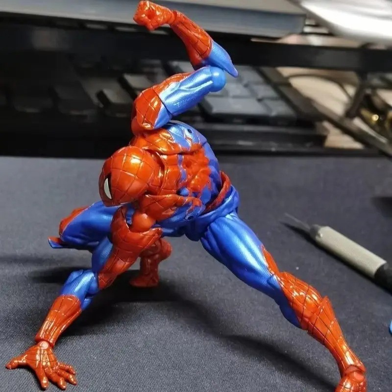 Kaiyodo Revoltech Amazing Yamaguchi Spider-Man Ver.2.0 Action Figure New in Box