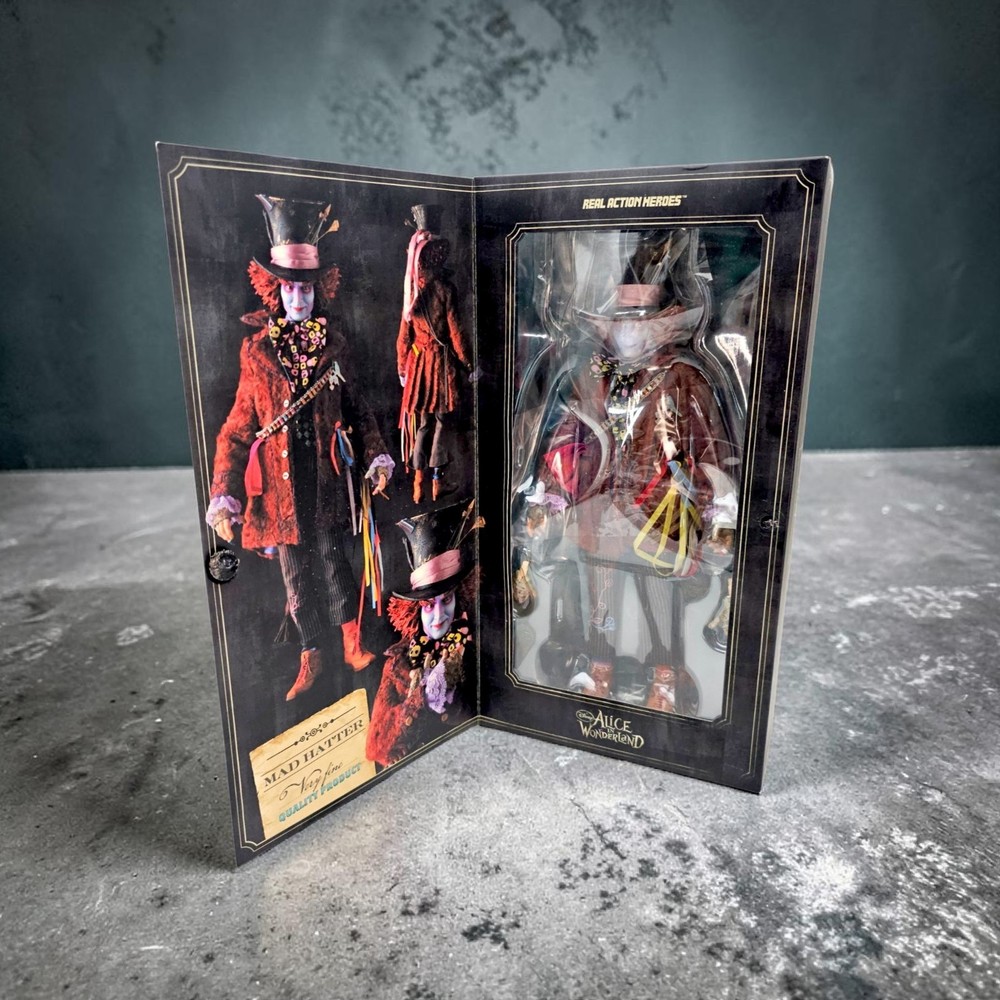 Mad Hatter Medicom Toy Real Action Heroes Disney Alice In Wonderland NIB