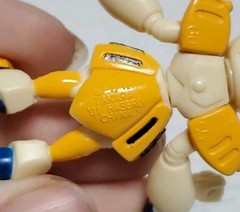 Medabots Figure Lot w/Cards, Dice & Posters – Samurai, Warbandit, Phoenix & More