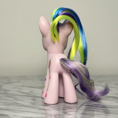 My Little Pony G4 Neon Rainbow Power Holly Dash Rare UK Exclusive – Read
