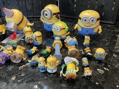 Minions Figures Despicable Me Toy Lot Thinkway Toys 33 Minions!