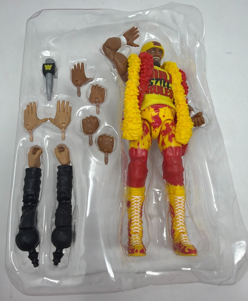 WWE Legends Ultimate Edition Hollywood Hulk Hogan Action Fig In Good Condition!