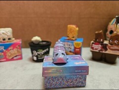 Shopkins Real Littles Lot of 8 PLUS 1 LOL Surprises Re-Mix Unopened Fan Club