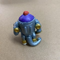 Treasure X Mech Maniacs Badog Alien Figure 2.25 in