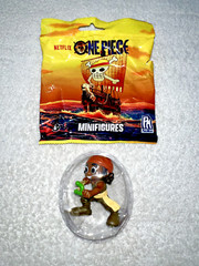 ONE PIECE MINIFIGURES LOT OF 6 LUFFY / AXEHAND / SANJI / NAMI ++ *NEW OPENED*