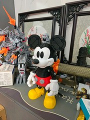 Mechanical Mouse Style Articulated Figure | Rotating Display Model
