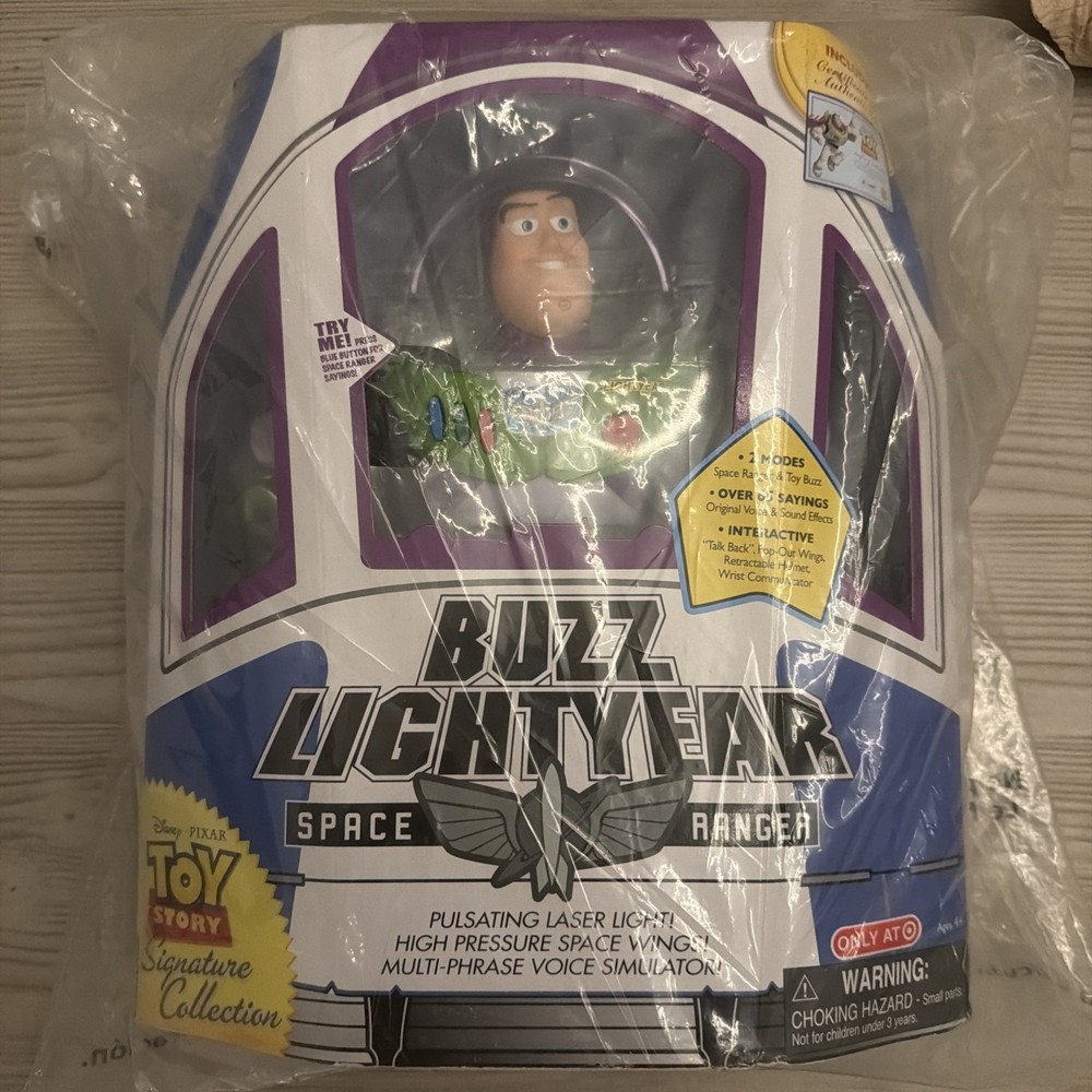 Disney Pixar Toy Story Buzz Lightyear Signature Collection Thinkway NIB COA NM