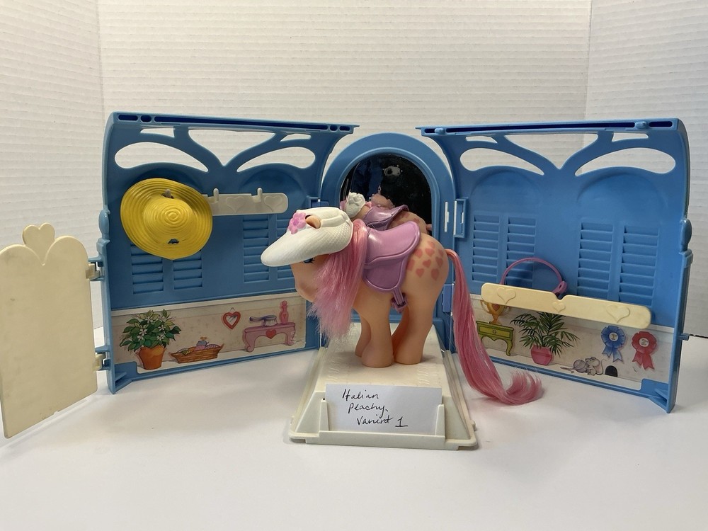 My Little Pony G1 Pretty Parlor Hasbro 1983 Vintage MLP Italian Peachy Italy
