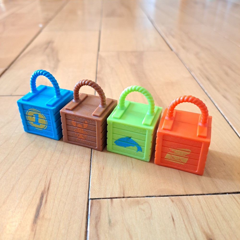 TRAINS & CRANES SUPER TOWER REPLACEMENT CARGO CRATES Thomas Train Trackmaster