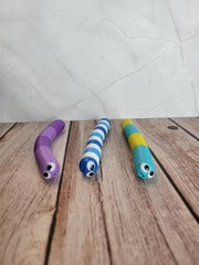 Slither.io Bendable Figures 3-Pack Bonkers Toy Co. Plastic Slitherio Worms
