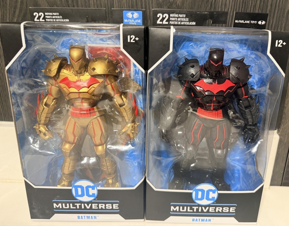 DC Multiverse Batman Gold Hellbat Suit Armor & Hellbat Gold Edition McFarlane