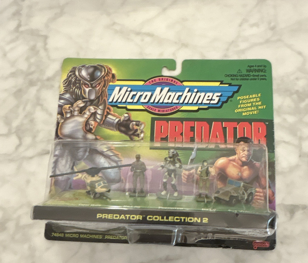 Micro Machines Predator Collection 2 Poseable Figure & Vehicle Set