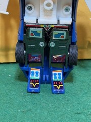 Vintage 1985 Hasbro G1 “Tracks” Autobot Transformer Action Figure NO ACCESSORIES