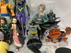 Lucky box! Random anime figures in bulk! Dragon Ball, One Piece, Kimetsu..Figure