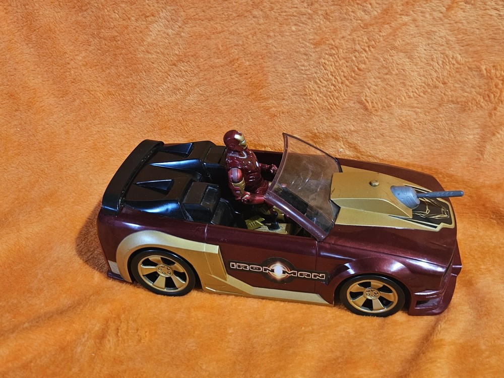 2008 Iron Man 12″ Mustang Sports Car & Figure By Hasbro – Free Shipping!!!