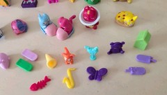 Big Lost Kitties Lot Of 16 Figures , Various Accessories, Sticker, & Flip books