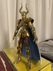 Bandai Saint Seiya Saint Cloth Myth EX Capricorn Shura (Revival Version)