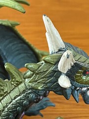 1995 VINTAGE KENNER HASBRO DRAGONHEART RAZORTHORN DRAGON FIGURE