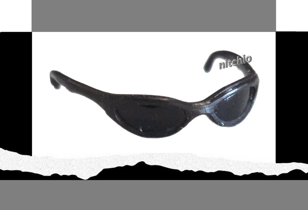 Mezco One:12 Blade – BLACK SUNGLASSES 1/12 Scale Fodder