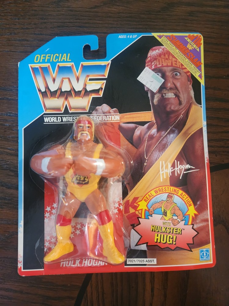 1990 Hasbro World Wrestling Federation (WWF) Hulk Hogan Series 1 action figure