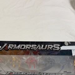 MGA Entertainment Armorsaurs Aquatech Pilot Pack Figures + Weapons