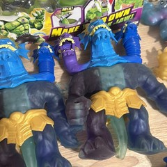 Moose Goo Jit Zu lot Of 10 One Sealed Rare Stretch Liquid Filled Figures